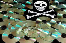 Министр хочет денег за песни на улицах.